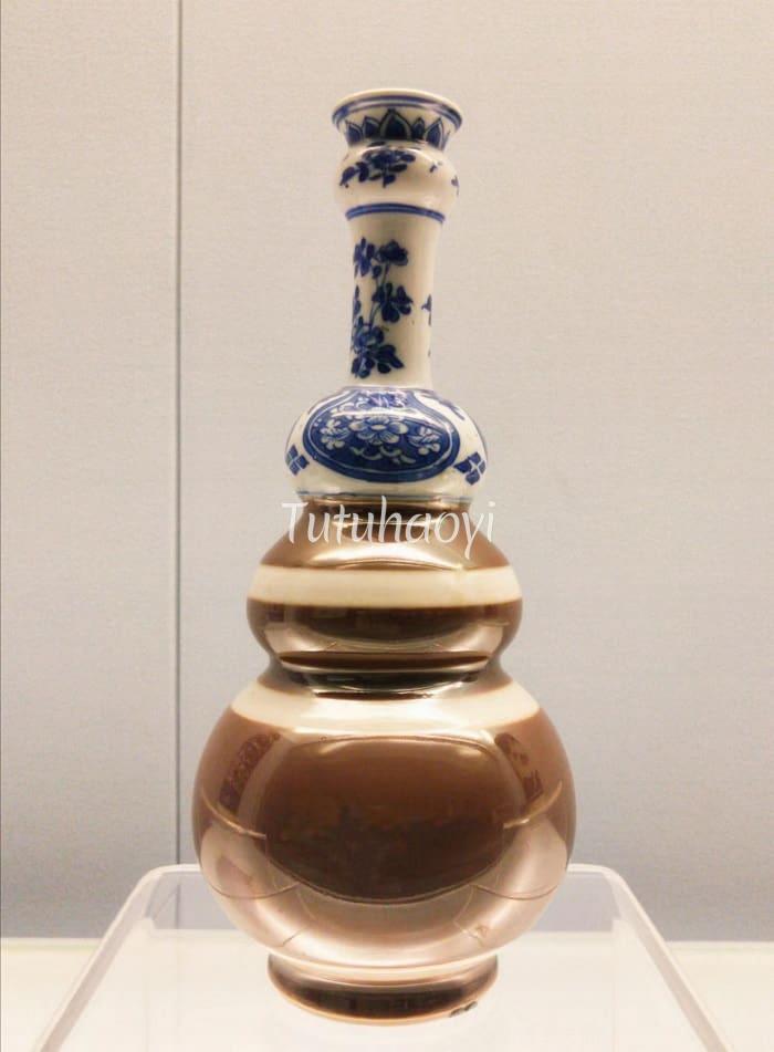 gourd-shaped vase with Batavia brown glaze tutuhaoyi