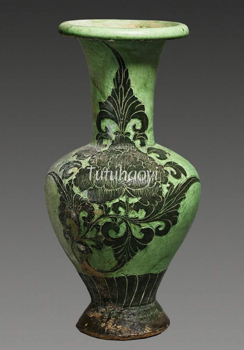 peony motif vase Jin Osaka Tutuhaoyi