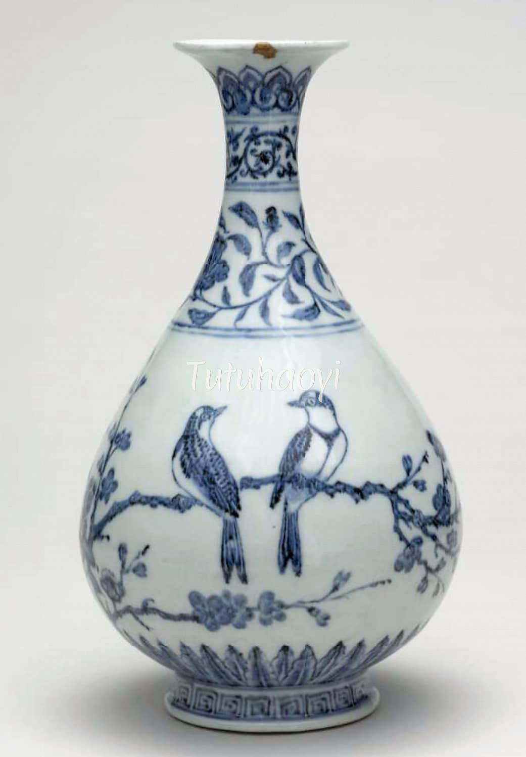 yuhuchun bottle vase a pair of Chinese bulbuls