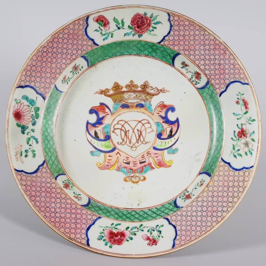 Wu Pei Chinese export porcelain armory