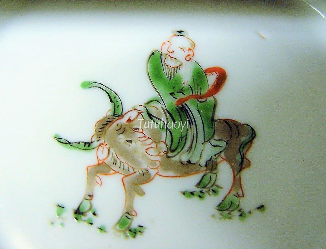 porcelain dish with enamelled decoration of Laozi riding on a buffalo, late Ming period