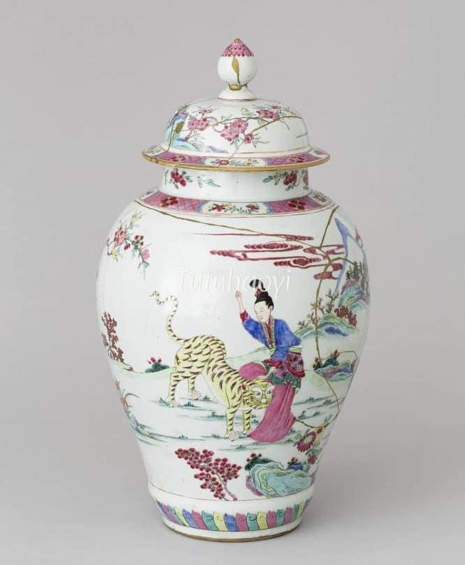 Yang Xiang wrestled with a tiger Yongzheng jar